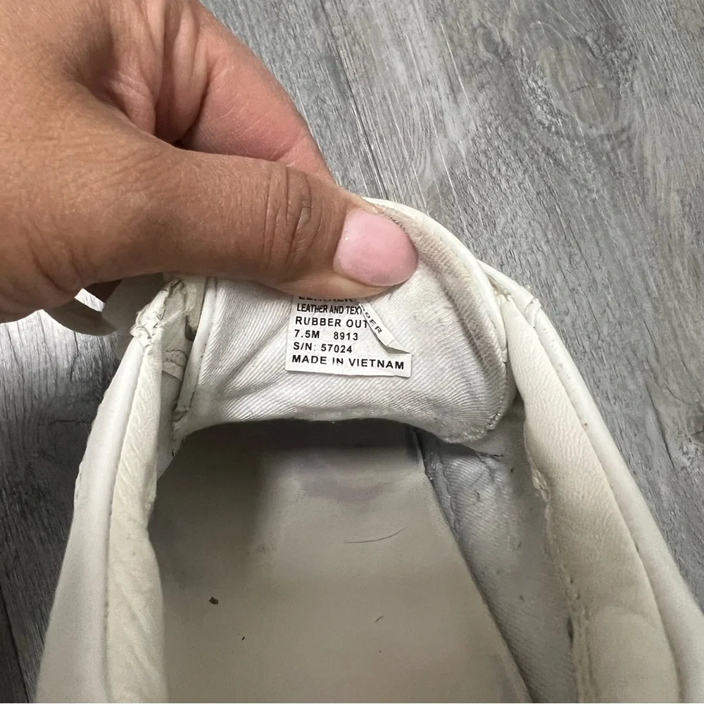 Tory Burch Women's Amalia Sneaker-White Calf Leather SINGLE LEFT SHOE-size 7.5